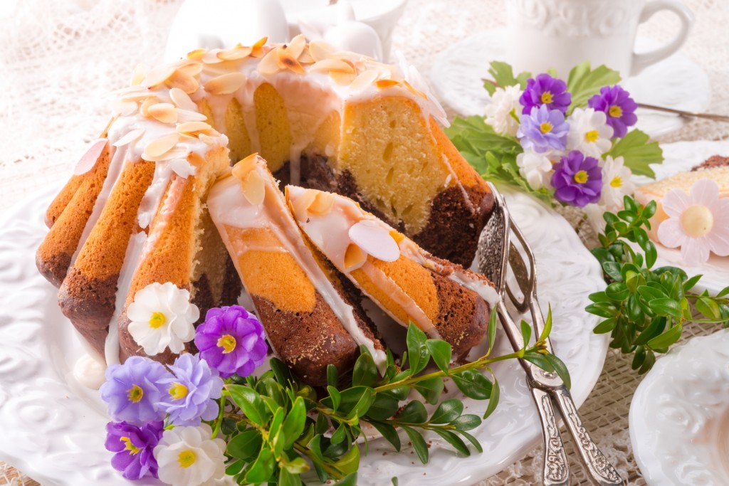 Easter babka